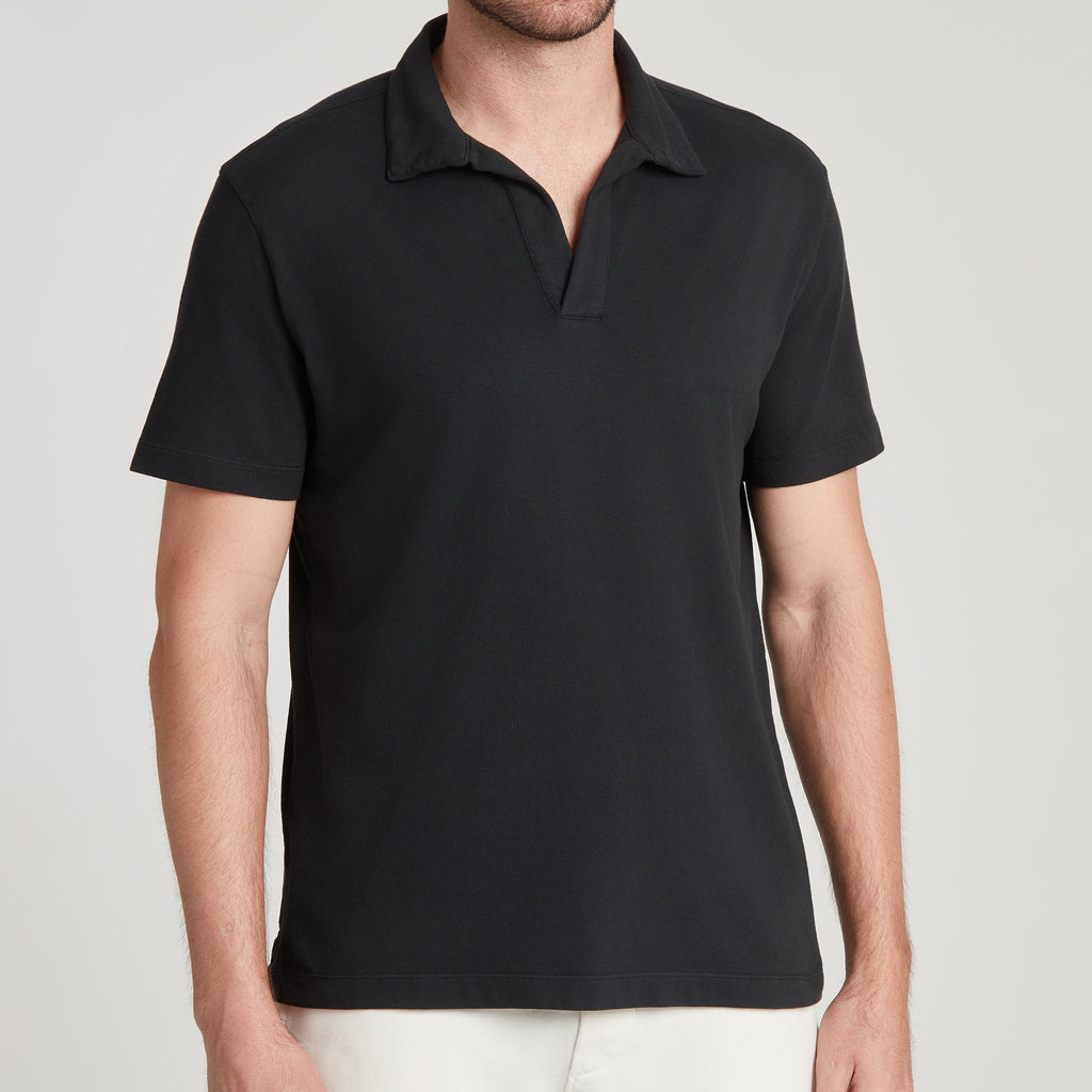 Polo uomo nera in micro piquet tinta in capo, design veneziano e comfort premium