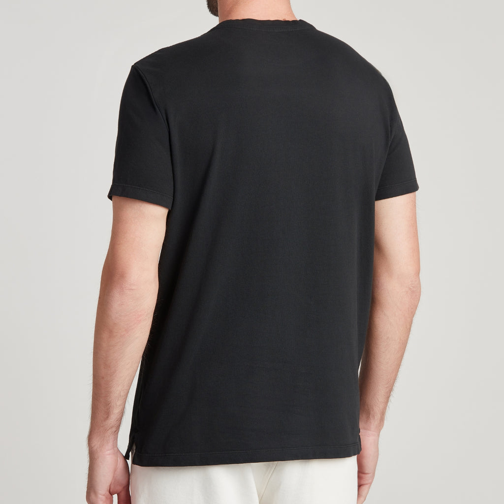 T-shirt nera uomo in micro piquet tinta in capo, design veneziano, manifattura italiana