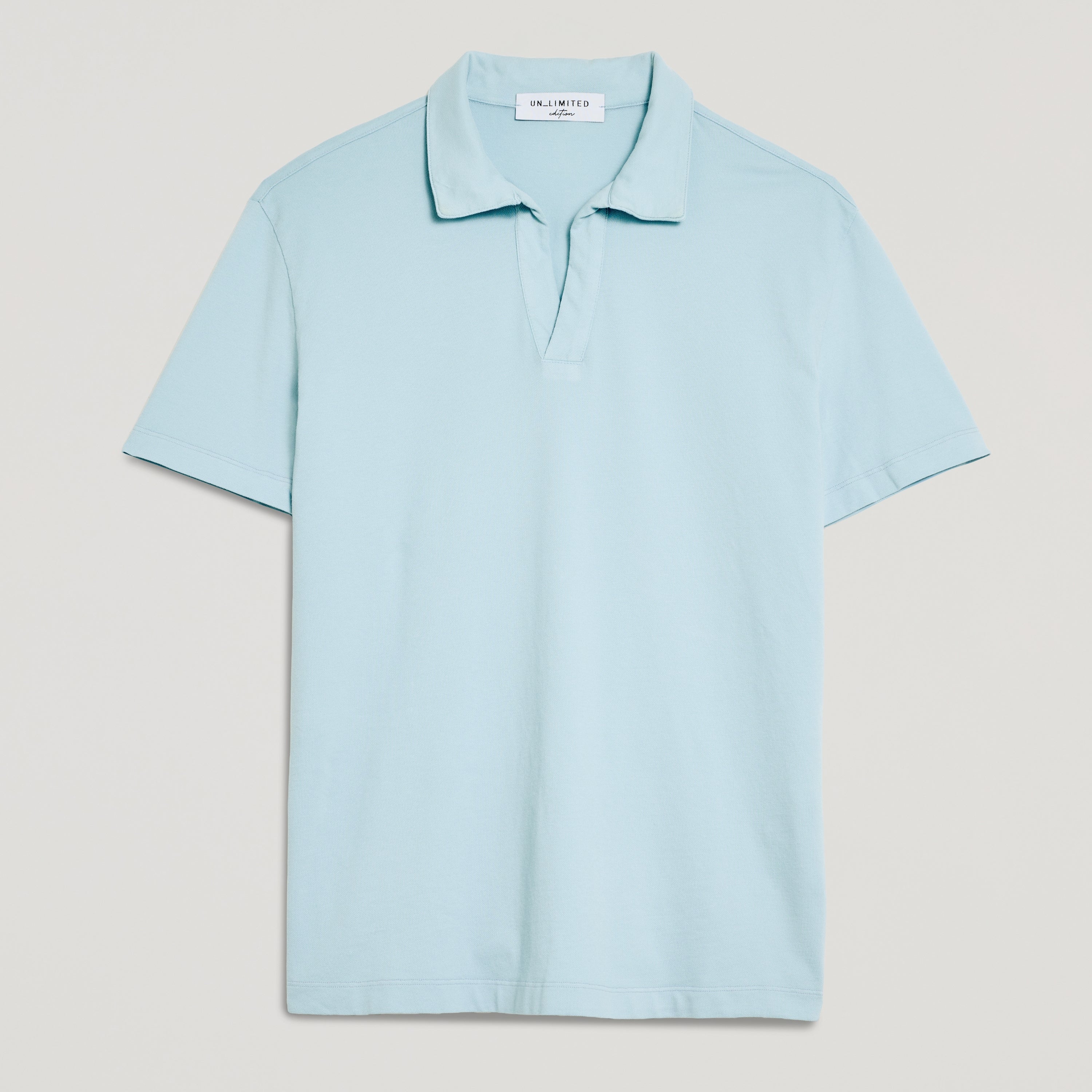 Polo uomo in micro piquet tinta in capo, design veneziano e manifattura italiana, colore azzurro chiaro